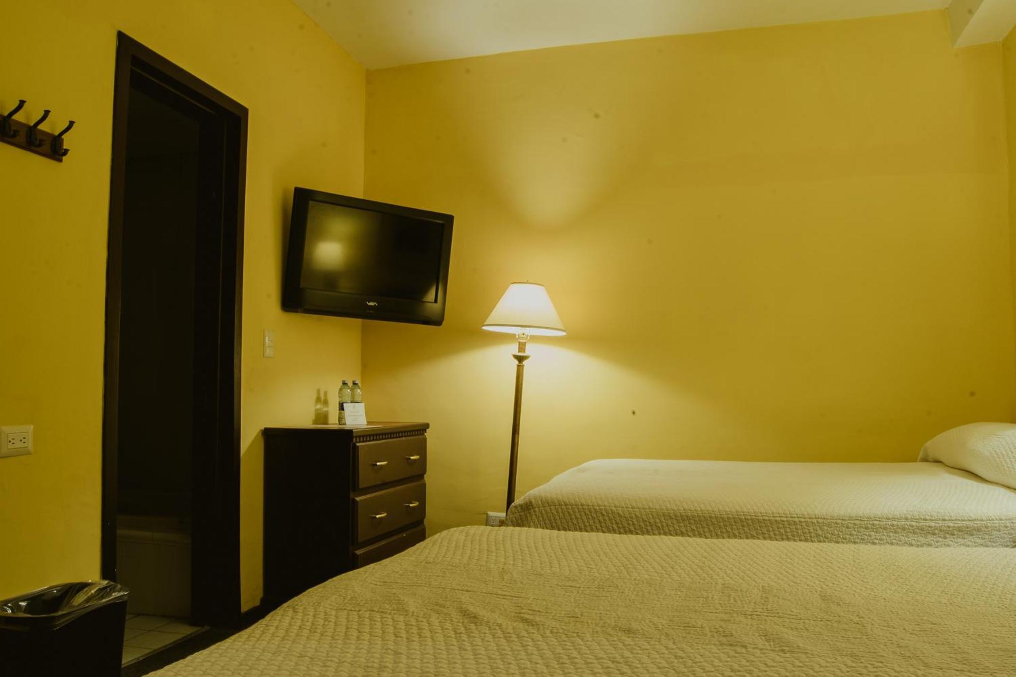 Hotel Posada San Agustin ดูรังโก ภายนอก รูปภาพ